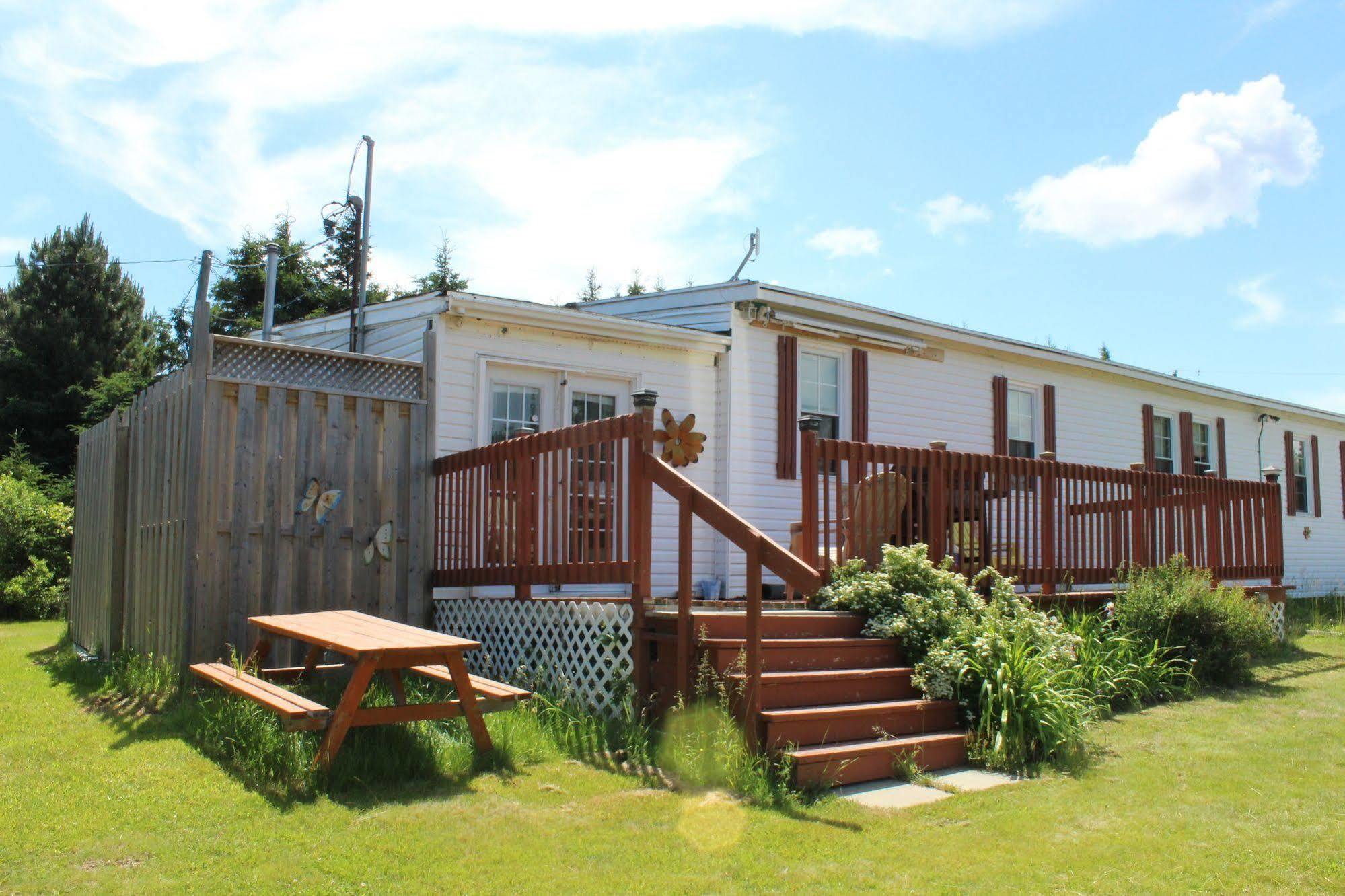 Parkside Cottages & Suites Stanhope Exterior photo